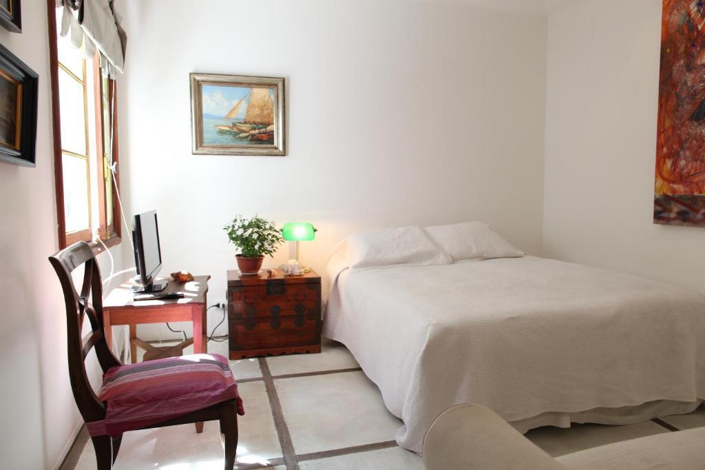 Hostal La Casitaサンティアゴ 部屋 写真